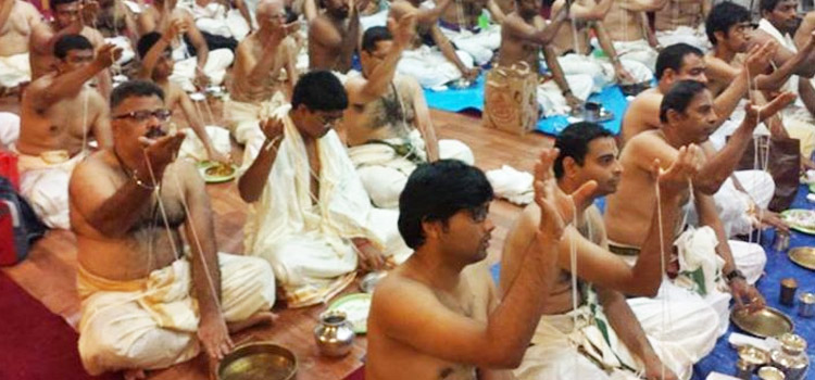 avani avittam