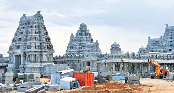 Discovering Spiritual Haven in India’s Iconic Temples